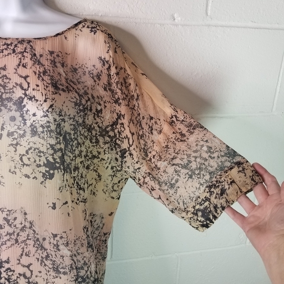 Sundance crinkle sheer silk watercolor blouse - Picture 5 of 9